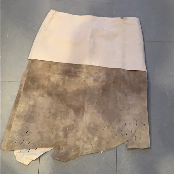 Lili Rose asymmetrical Suede skirt size large - Picture 3 of 8